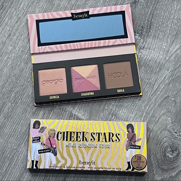 BENEFIT Cheek Stars Mini Reunion Tour Palette – MINI blush & bronze palette - Picture 2 of 2